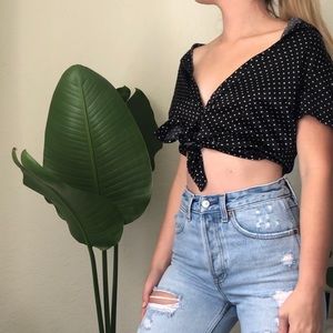 Silk black polka dot button down 🕊